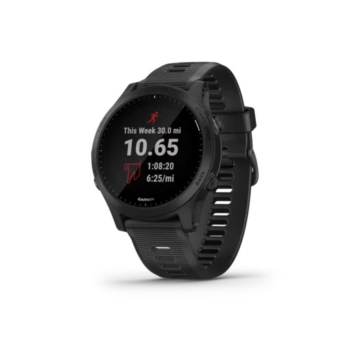 Garmin Forerunner 945 in black with totals page