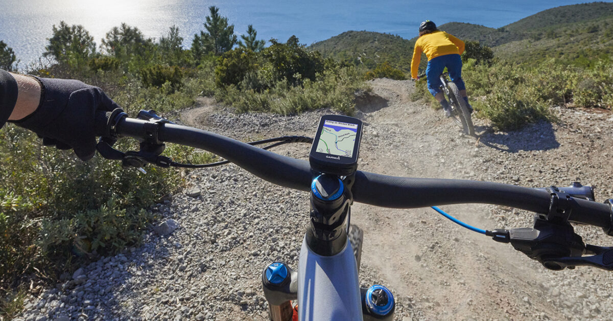 Garmin levo shop
