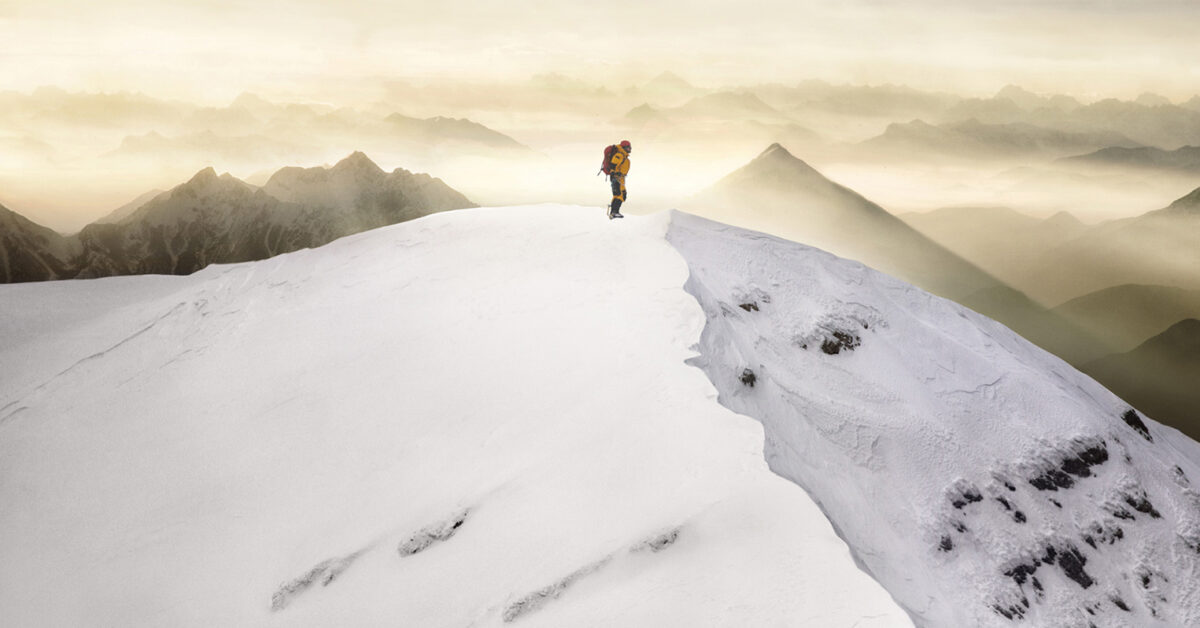 Garmin Handheld GPS Comparison Montana, Oregon, Rino & More!